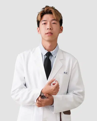 薛紹偉 醫師